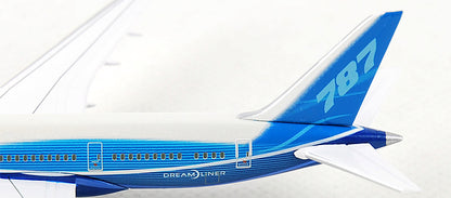 1:500 Boeing 787-8 Boeing Dreamliner Livery Airbus Hogan Wings HG8485